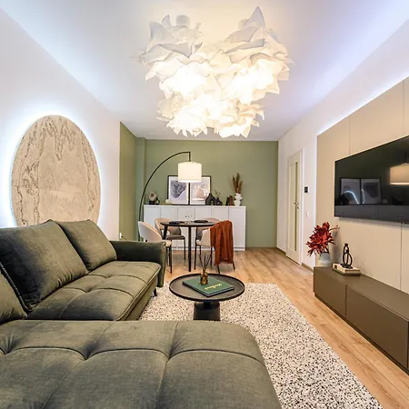 Moonlight Mountain Retreat Apartment